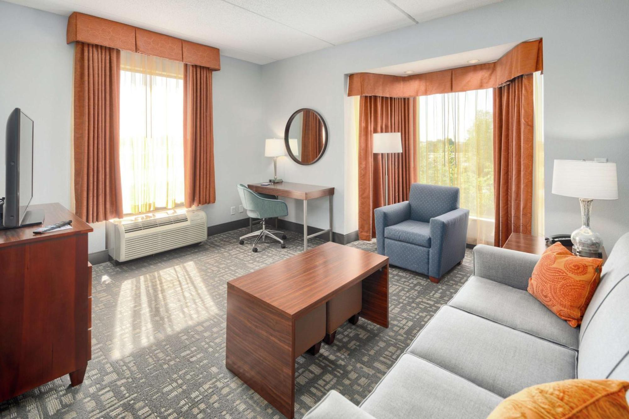Hampton Inn Louisville Northeast Eksteriør bilde