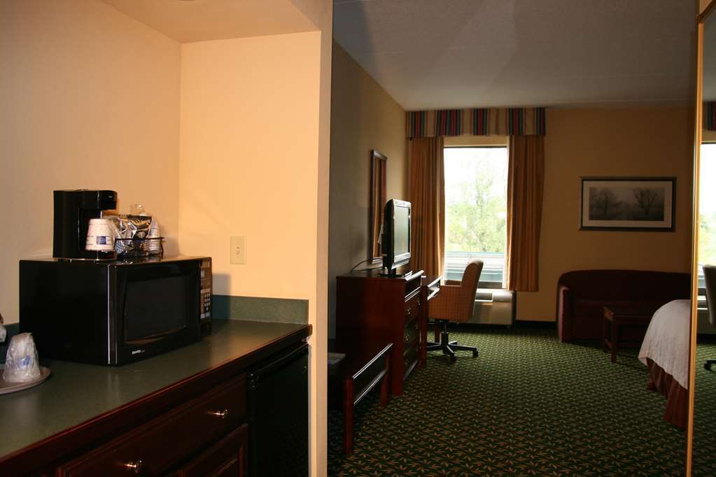 Hampton Inn Louisville Northeast Rom bilde